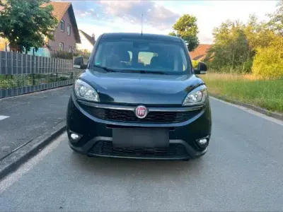 Gebraucht Fiat Doblò 120 PS (88 kW) 2019 Schwarz Van / Kleinbus