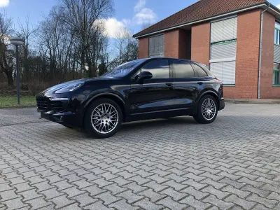 Gebraucht Porsche Cayenne Platinum Edition 385 PS (283 kW) 2017 Schwarz SUV