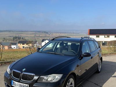 Gebraucht BMW 318 143 PS (105 kW) 2008 Schwarz Kombi