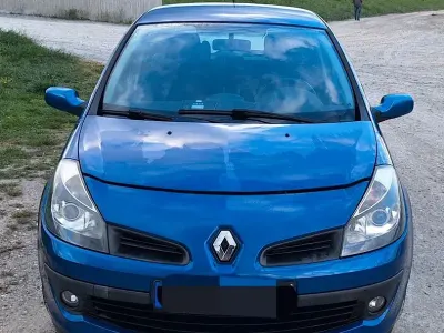 Gebraucht Renault Clio II Dynamique 111 PS (81 kW) 2007 Blau Limousine