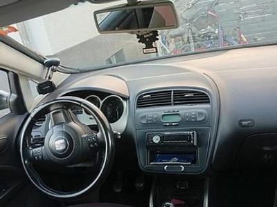 Usata Seat Altea 105 CV (77 kW) 2005 Marrone Monovolume