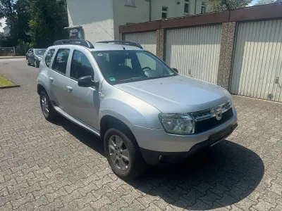 Gebraucht Dacia Duster 105 PS (77 kW) 2012 Silber SUV