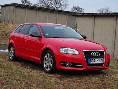 Gebraucht Audi A3 Ambiente 140 PS (102 kW) 2012 Rot Kleinwagen