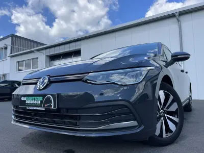 Gebraucht VW Golf VIII Move 150 PS (110 kW) 2024 Grau Limousine