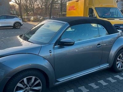 Silber Gebraucht 2017 VW Beetle Sound Cabrio | 19.500 € (Teuer)