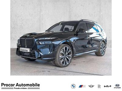 Black sapphire metallic Gebraucht 2025 BMW X7 M Sport SUV | 95.390 € (Guter Preis)