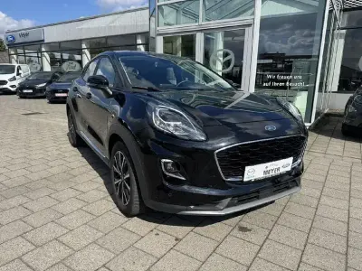 Używany Ford Puma Titanium 125 KM (91 kW) 2022 Czarny SUV
