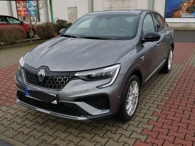 Grau Gebraucht 2024 Renault Arkana Techno SUV | 21.500 € (Superpreis)