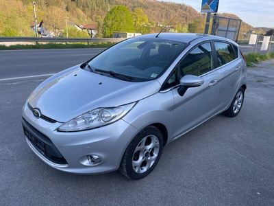 gebraucht Ford Fiesta 1,4 Titanium Autom.