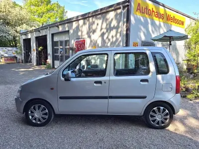 Second-hand Opel Agila 58 CP (42 kW) 2000 Argintiu Monovolum