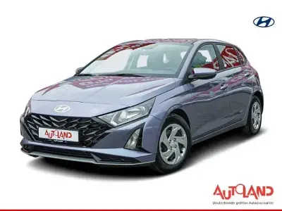 Neu Hyundai i20 90 PS (66 kW) 2026 Grau Kleinwagen