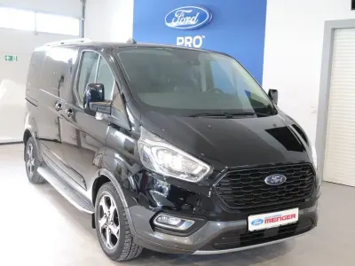 Gebraucht Ford Tourneo Active 131 PS (96 kW) 2022 Schwarz Van / Kleinbus