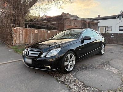 Gebraucht Mercedes E350 292 PS (214 kW) 2009 Schwarz Coupé