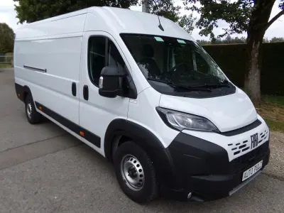 Gebraucht Fiat Ducato 179 PS (131 kW) 2024 Weiß Van
