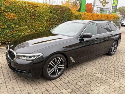 Gebraucht BMW 520 Performance 190 PS (139 kW) 2023 Schwarz Kombi