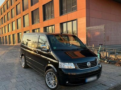 Gebraucht VW Multivan Highline 174 PS (127 kW) 2006 Schwarz Van
