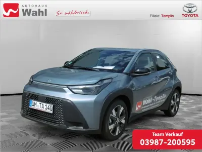 Neu Toyota Aygo X Active 116 PS (85 kW) 2026 Celestite grey SUV