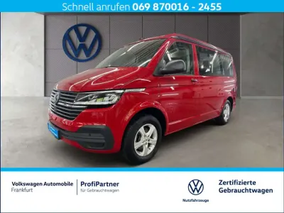 Gebraucht VW T6.1 Beach 110 PS (80 kW) 2021 Kirschrot Van