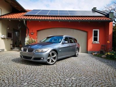 Usata BMW 325 204 CV (150 kW) 2010 Grigio Station wagon