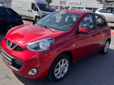 Gebraucht Nissan Micra Acenta 80 PS (58 kW) 2015 Rot Kleinwagen