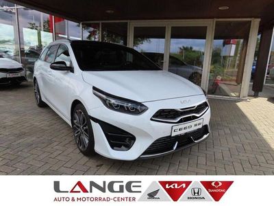 Weiß Neu 2025 Kia Ceed Sportswagon GT-Line Kombi | 33.349 €