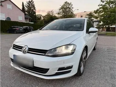 Gebraucht VW Golf VII Highline 150 PS (110 kW) 2013 Weiß Kleinwagen
