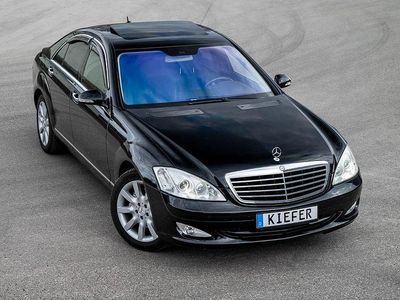 Second-hand Mercedes S550 387 CP (284 kW) 2006 Negru Berlinǎ
