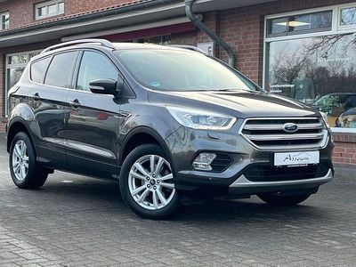 Gebraucht Ford Kuga Cool & Connect 120 PS (88 kW) 2018 Grau SUV