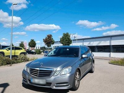 Mercedes E220