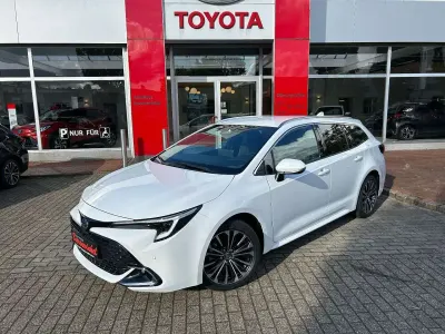 Neu Toyota Corolla Team 196 PS (144 kW) 2025 Weiß Kombi