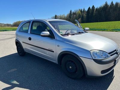 Gebraucht Opel Corsa Comfort 58 PS (42 kW) 2001 Silber Kleinwagen