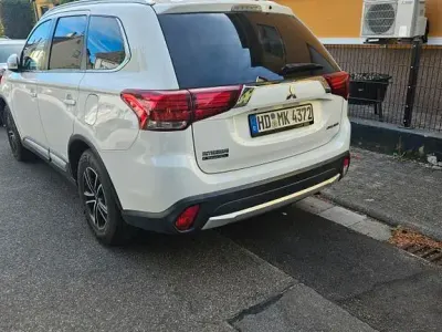 Begagnad Mitsubishi Outlander Edition 150 HK (110 kW) 2017 Vit SUV