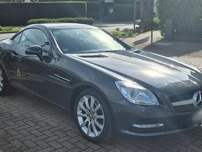 Gebraucht Mercedes SLK200 184 PS (135 kW) 2011 Grau Cabrio