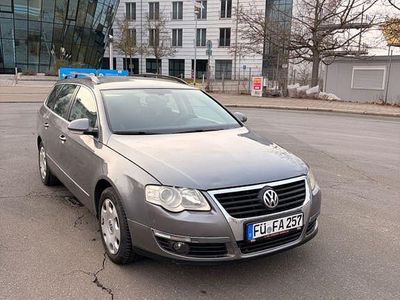 Grau Gebraucht 2006 VW Passat Comfortline Kombi | 3.800 € (Fairer Preis)