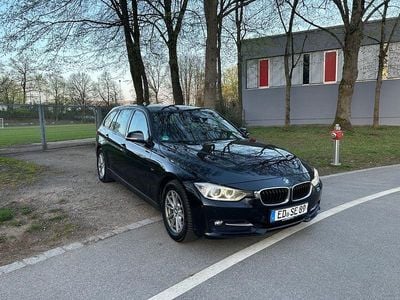 Gebraucht BMW 318 Sport Line 143 PS (105 kW) 2014 Schwarz Kombi