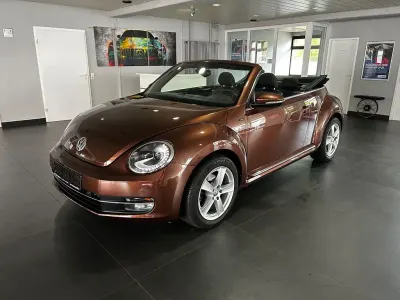 Używany VW Beetle Allstar 105 KM (77 kW) 2016 Brązowy Hatchback