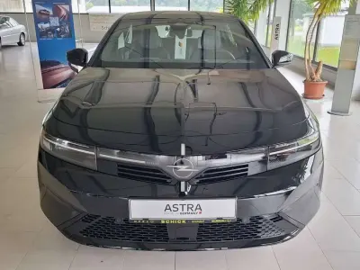 Neu Opel Astra Edition 136 PS (100 kW) 2026 Karbon schwarz Limousine