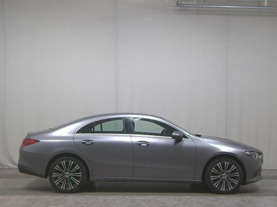 Mercedes CLA200