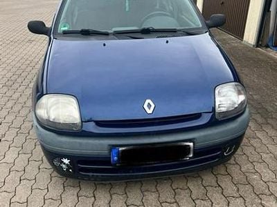 Brugt Renault Clio II 58 HK (42 kW) 2002 Blå Hatchback