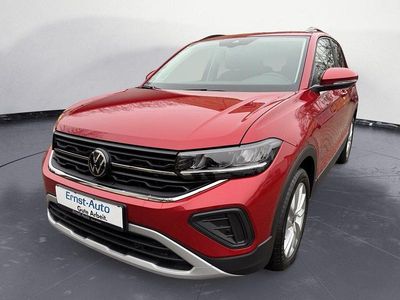 Neu VW T-Cross Life 116 PS (85 kW) 2025 Kings red metallic SUV