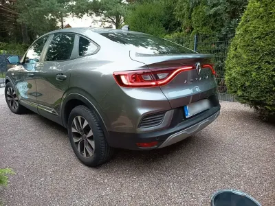 Gebraucht Renault Arkana Zen 140 PS (102 kW) 2021 Grau SUV