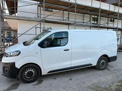 Gebraucht Opel Vivaro-e Combi 170 PS (125 kW) 2020 Weiß Van / Kleinbus