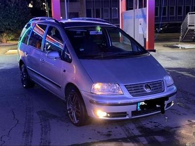 Usata VW Sharan 140 CV (102 kW) 2008 Grigio Monovolume