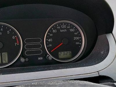 Gebraucht Ford Fiesta 69 PS (50 kW) 2005 Grün Kleinwagen