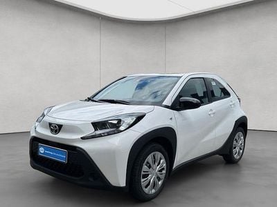 Neu Toyota Aygo X Play 72 PS (52 kW) 2025 Weiß SUV