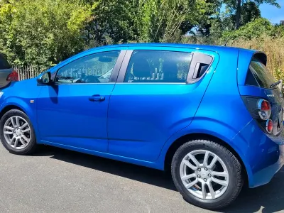Gebraucht Chevrolet Aveo 116 PS (85 kW) 2011 Blau Kleinwagen