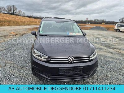 Gebraucht VW Touran Comfortline 122 PS (89 kW) 2021 Schwarz Van / Kleinbus