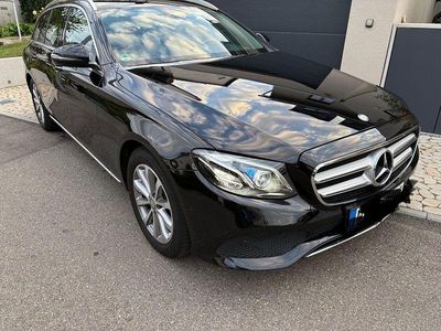 Gebraucht Mercedes E200 Avantgarde 150 PS (110 kW) 2017 Schwarz Limousine