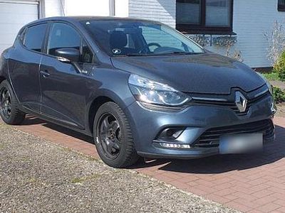 Gebraucht Renault Clio IV Intens 90 PS (66 kW) 2018 Grau Kleinwagen