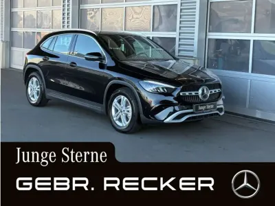 Usata Mercedes GLA200 Advanced 163 CV (119 kW) 2024 Nero SUV